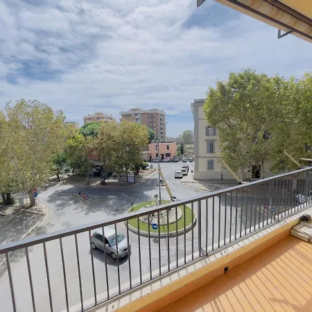 Benci&gatti Con Parcheggio Privato Apartamento